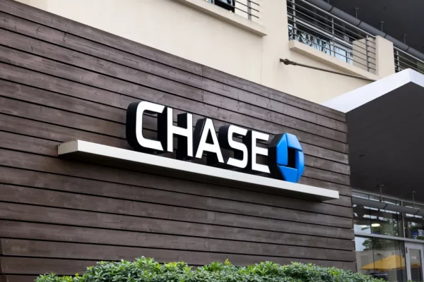 Chase Bank branch is closest to you